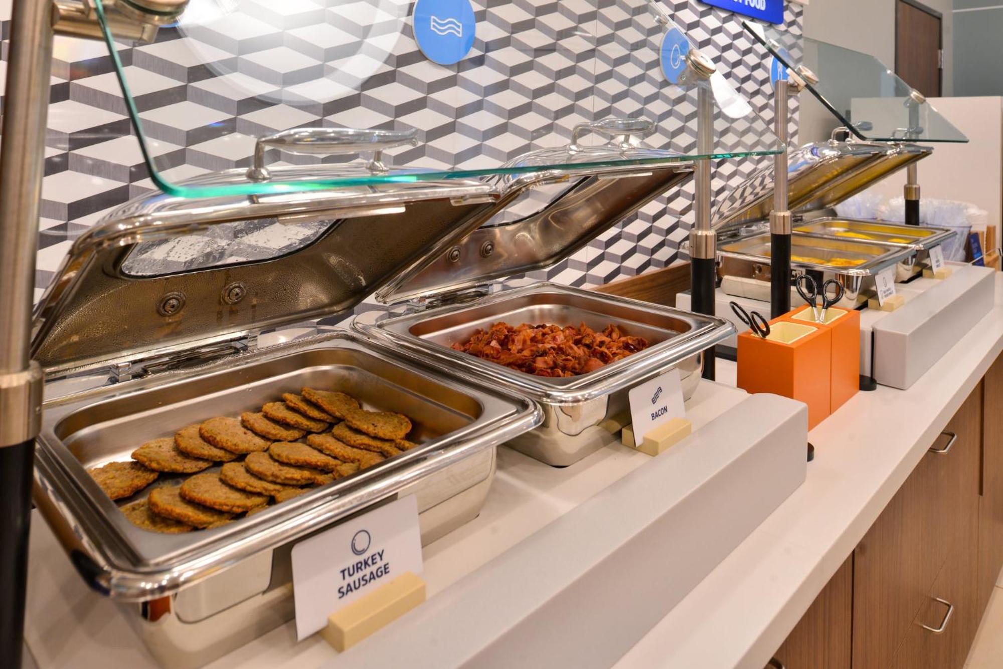 Holiday Inn Express & Suites Weatherford By Ihg Buitenkant foto