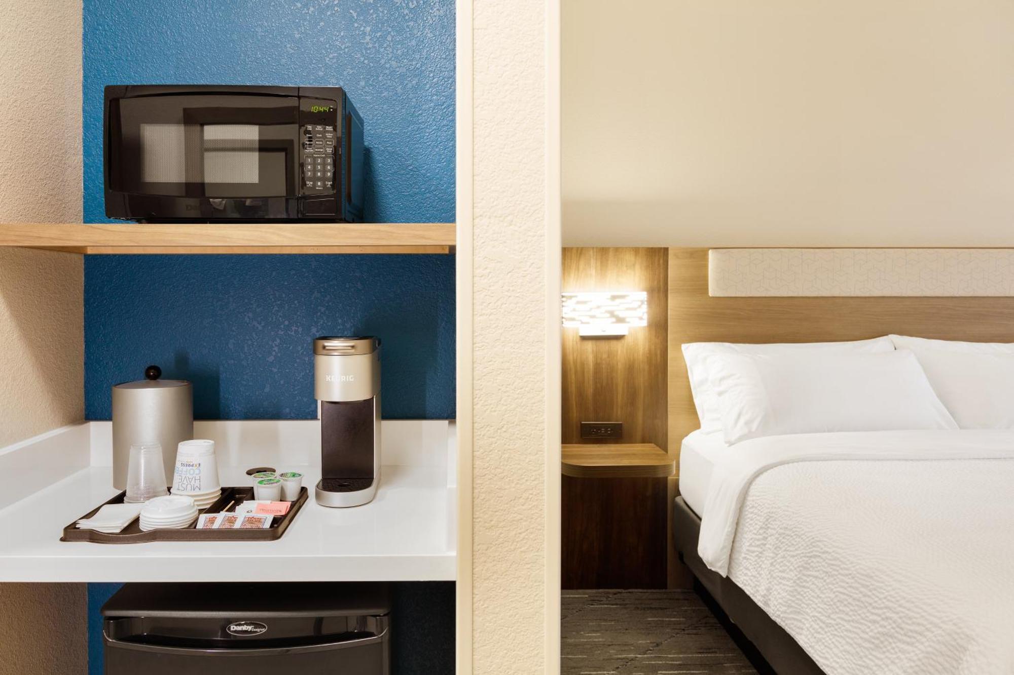 Holiday Inn Express & Suites Weatherford By Ihg Buitenkant foto